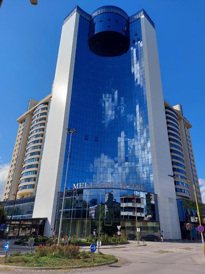 Luxury Apartment Karic Free Parking Tuzla Ngoại thất bức ảnh