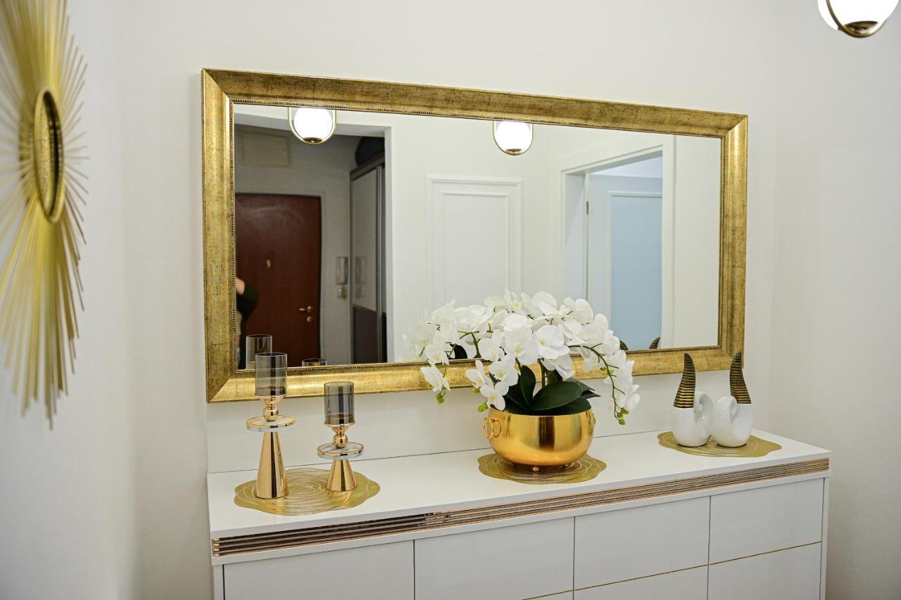 Luxury Apartment Karic Free Parking Tuzla Ngoại thất bức ảnh